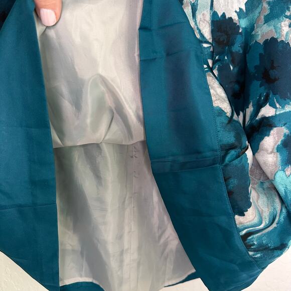 Ann Taylor Teal Gray Watercolor Floral Pleated Skirt With Pockets Size 10 - Picture 5 of 9